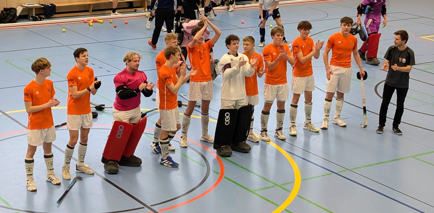 Gruppenbild des PSV Chemnitz nach dem Sieg um Platz 3.